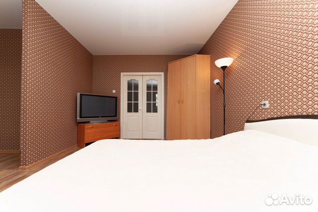 1-к квартира, 42 м², 9/10 эт. 1-к квартира, 42 м², 9/10 эт.