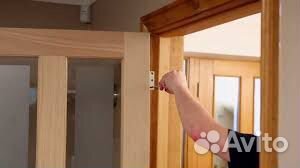 Установка межкомнатных и сейф дверей