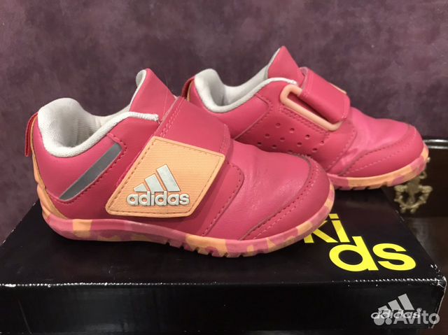 Кроссовки adidas оригинал Кроссовки adidas оригинал