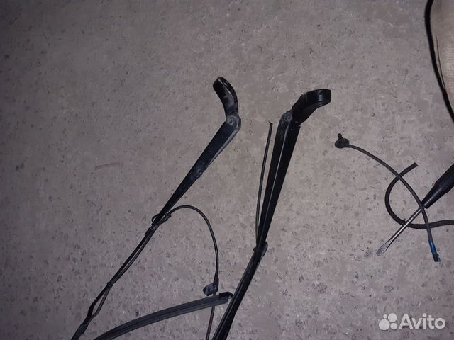 Поводок стеклоочистителя на мерседес 639 Поводок стеклоочистителя на мерседес 639