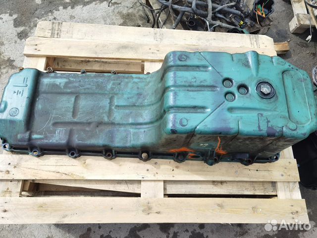 Поддон масляный Volvo D13 Поддон масляный Volvo D13