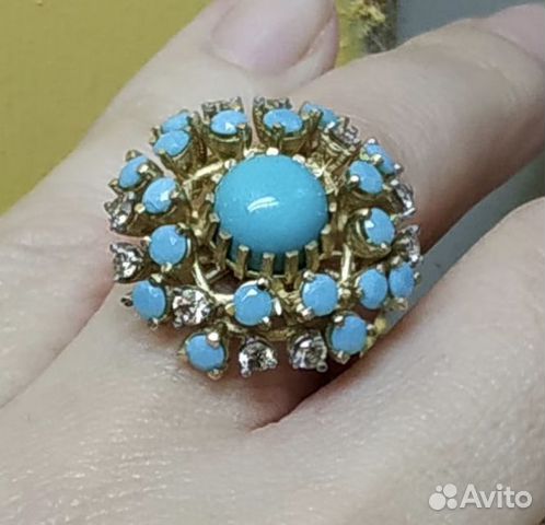 Золотое кольцо с бирюзой и бриллиантами