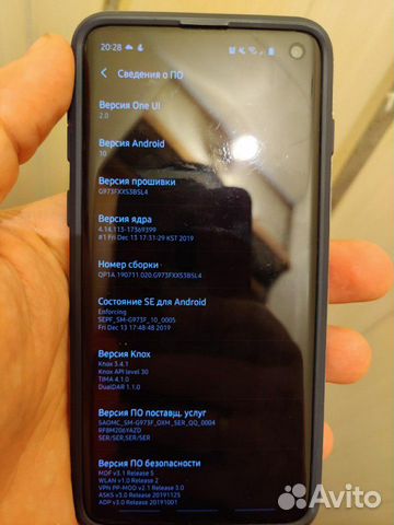 Телефон samsung Galaxy S10