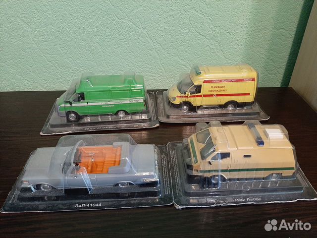 Автомобили на службе в блистерах 1/43