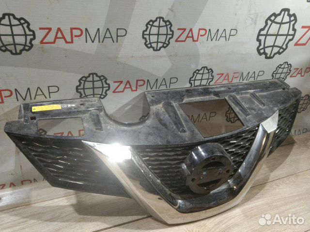 Решетка радиатора Nissan X-Trail 3 T32 2013 Решетка радиатора Nissan X-Trail 3 T32 2013