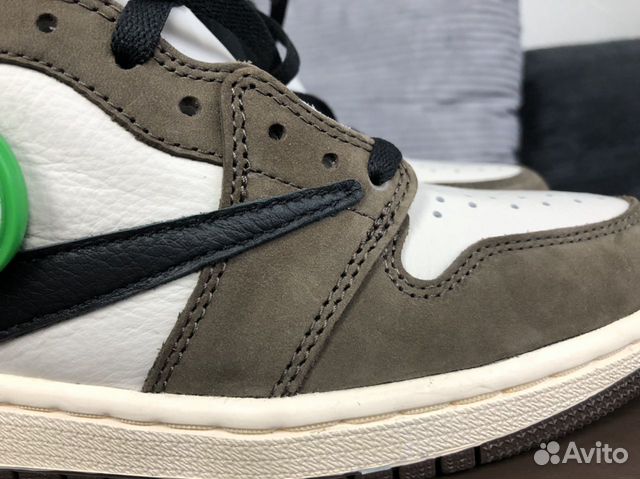 Nike air jordan 1 travis scott