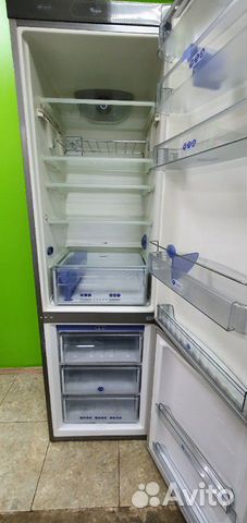 Холодильник Whirlpool