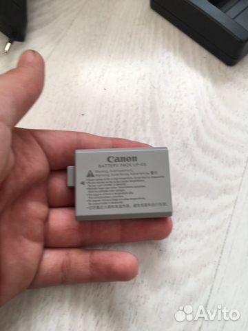 Зеркальный фотоаппарат canon eos 1000d Зеркальный фотоаппарат canon eos 1000d