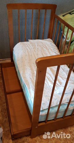 Кровать детская из натур. дерева Кровать детская из натур. дерева