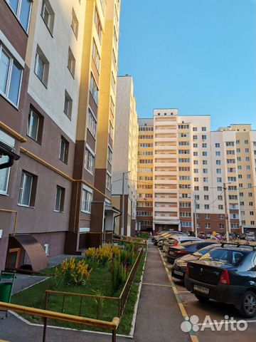 1-к квартира, 40 м², 2/10 эт.
