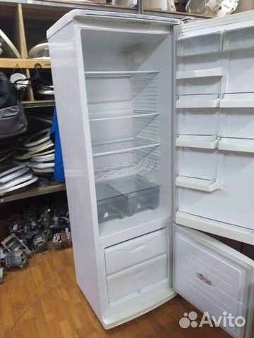 Холодильник Б/У Атлант Холодильник Б/У Атлант