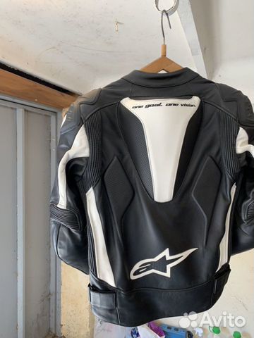 Кожаная мотокуртка alpinestars Tech 1R Кожаная мотокуртка alpinestars Tech 1R