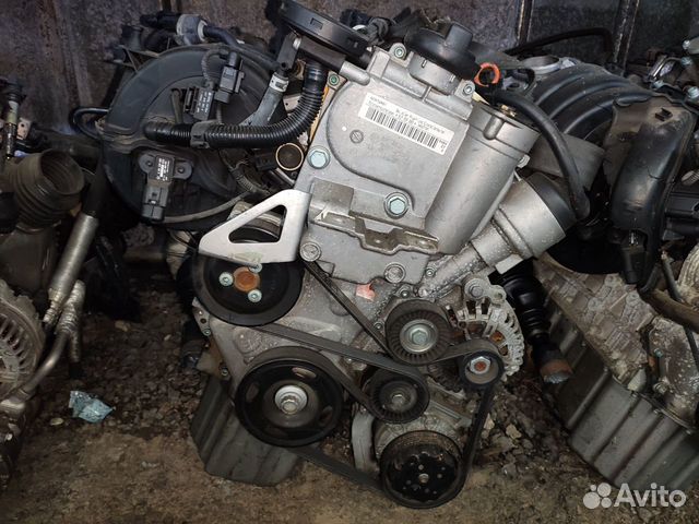 Двигатель 1.6 FSI BLP VW Golf, Touran