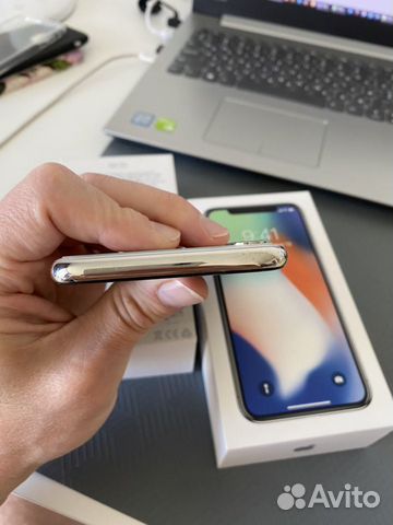 В продаже iPhone X 64 Серебро Идеальный