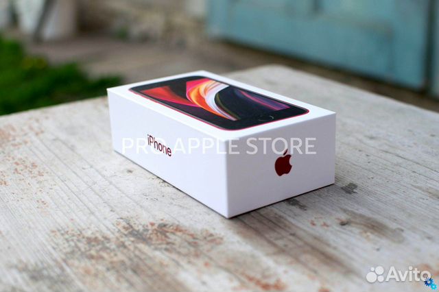 iPhone SE (2020) iPhone SE (2020)