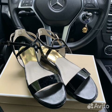 Michael Kors оригинал босоножки шлепки сандали нов Michael Kors оригинал босоножки шлепки сандали нов