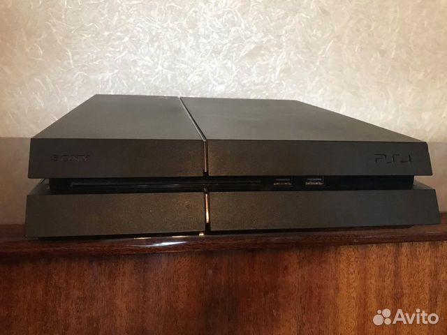 Play Station 4 500gb (PS4) Play Station 4 500gb (PS4)