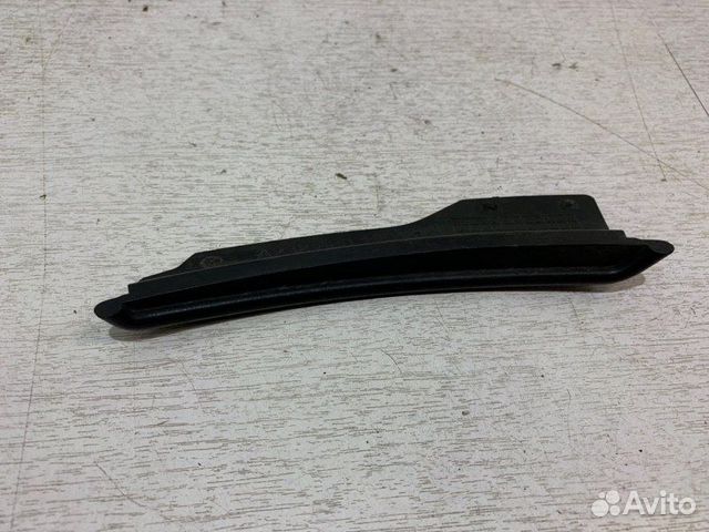 Накладка бампера задняя правая Mercedes-Benz Накладка бампера задняя правая Mercedes-Benz