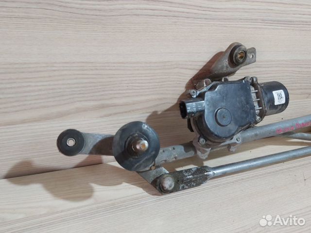 Трапеция стеклоочистителей Nissan Almera G15