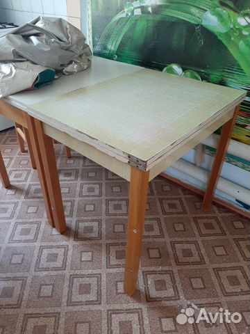 Столы обеденные