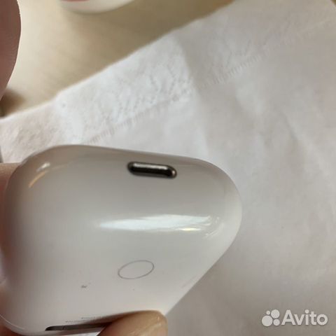 Зарядный Кейс AirPods 2 оригинал