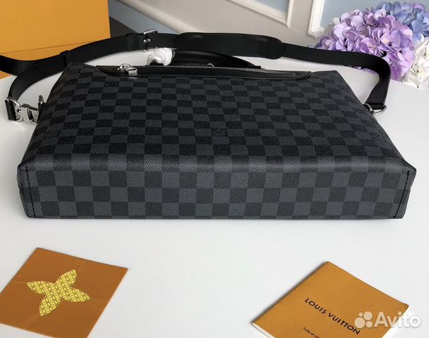 Портфель Louis Vuitton Портфель Louis Vuitton