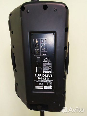 Колонки Beringer B612D