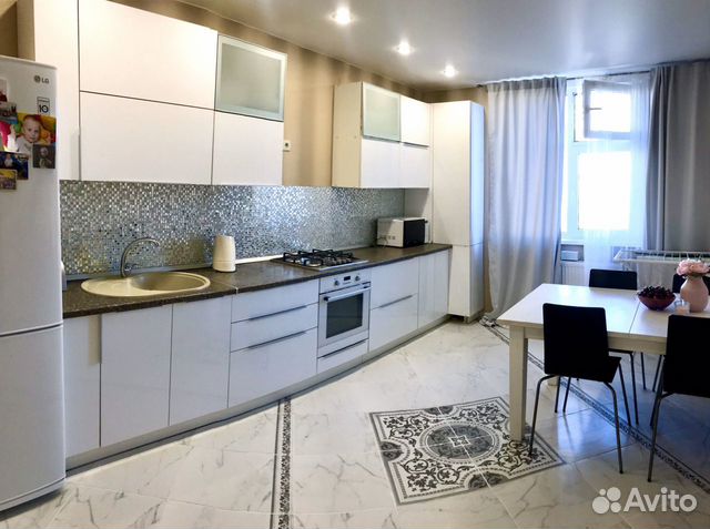 2-к квартира, 62.4 м², 2/3 эт.
