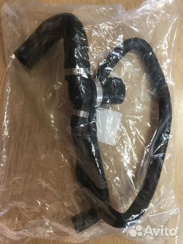 Шланг охлаждения тройник Opel Astra H Zafira B