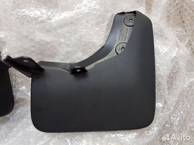 Toyota RAV4 50 Брызговик задний правый