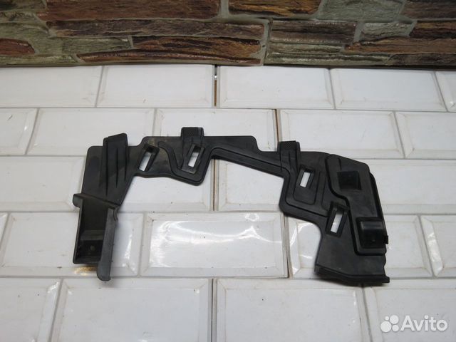 Кронштейн держателя запасного колеса Kia Ceed 2 JD