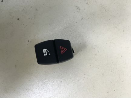Кнопка цз аварийки BMW F12 F13 F06 F07 F10 F11 F01
