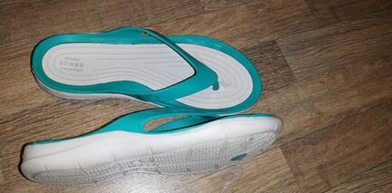 Crocs пляжная обувь,сланцы,шлепанцы р.W.6 (36)