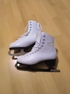 Коньки фигурные 37 размер