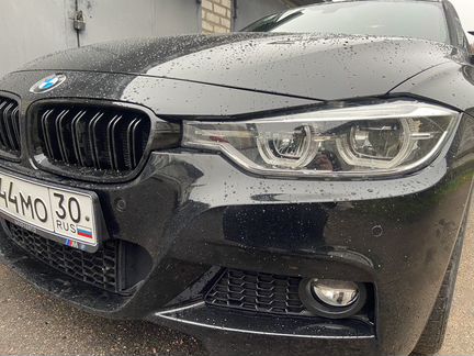 Решётки радиатора на BMW F30. Ноздри