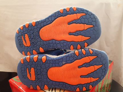 Кроссовки Dinosoles 27 размер