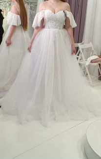 Свадебное платье 44-46 новое