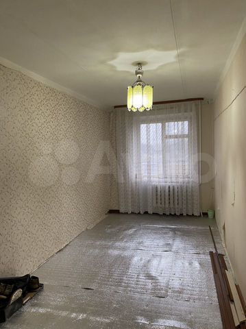 2-к. квартира, 42 м², 1/5 эт.