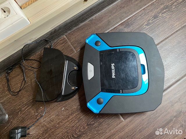 Робот пылесос philips fc8794 сломаный