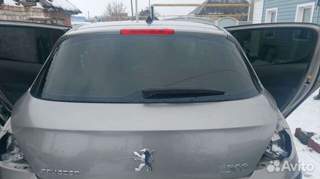 Peugeot 308 крышка багажника