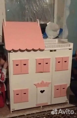 Домик кукольный