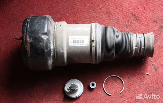 Пневмобалон задний Mercedes W221