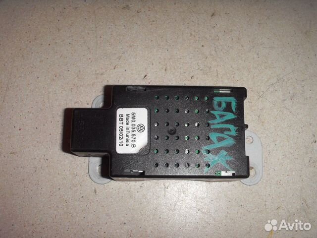 Блок электронный 5M0035570B Volkswagen Golf VI