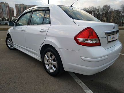 Nissan Tiida 1.6 AT, 2011, 98 000 км