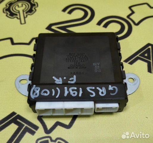 Блок управления передний правый Lexus Gs350 GRS191