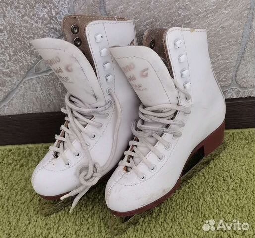 Коньки фигурные