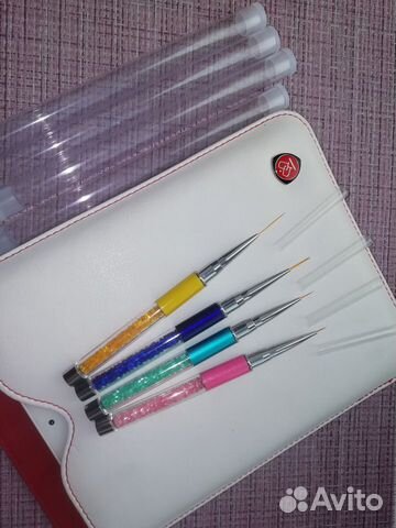 Кисти для маникюра