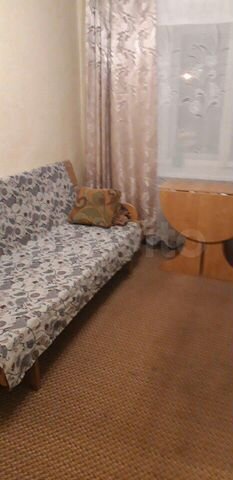 Комната 13 м² в 4-к., 2/5 эт.