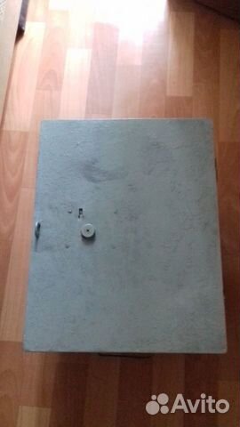 Сейф металлический