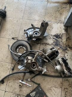 Кулак поворотный передний левый volkswagen polo